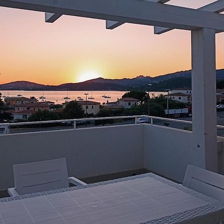 Welcomely - White Terrace - Condominio Acqualife カンニジョネ エクステリア 写真