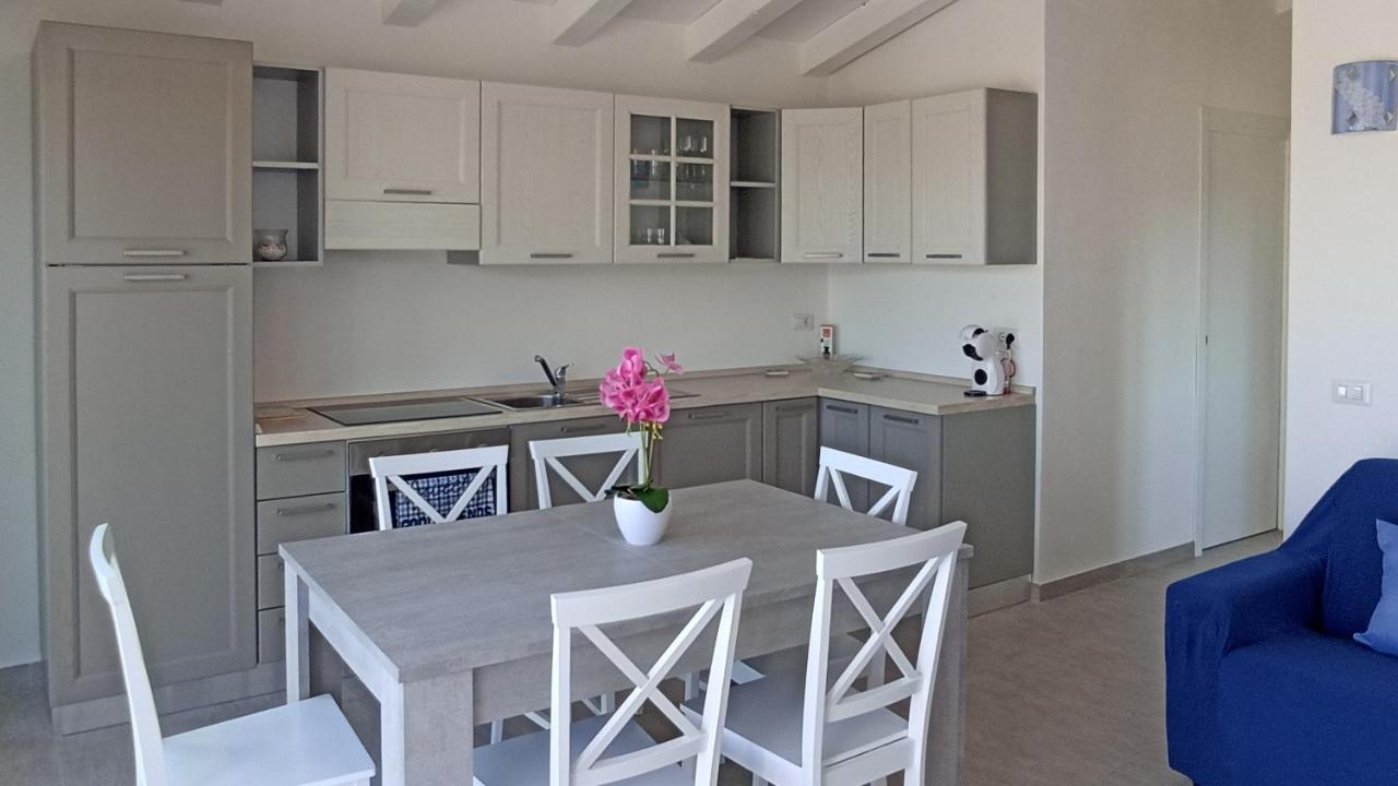 Welcomely - White Terrace - Condominio Acqualife カンニジョネ エクステリア 写真