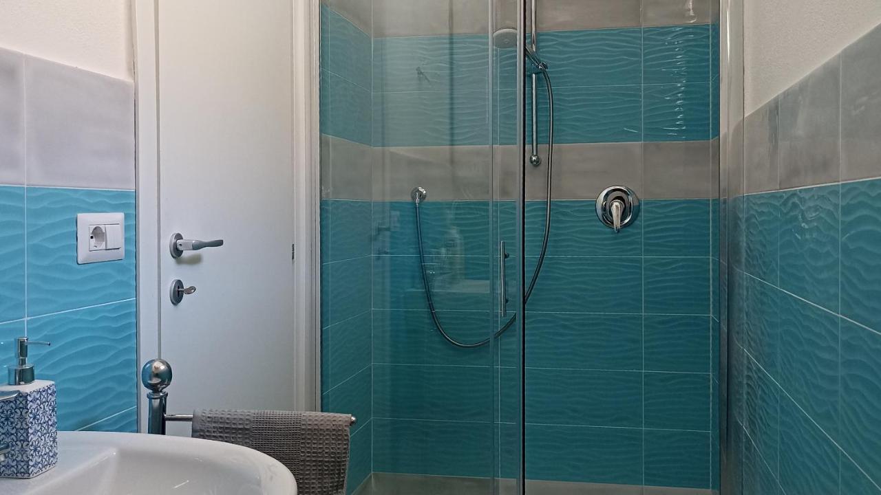 Welcomely - White Terrace - Condominio Acqualife カンニジョネ エクステリア 写真